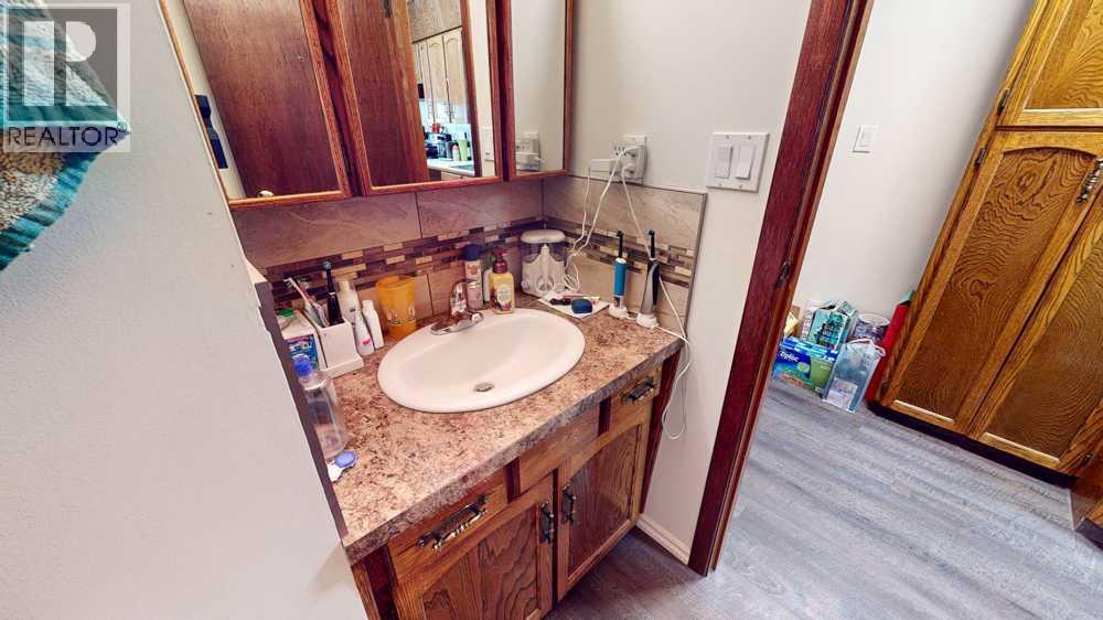 1145 & 1147 Yuill Street Se Property Photo 8