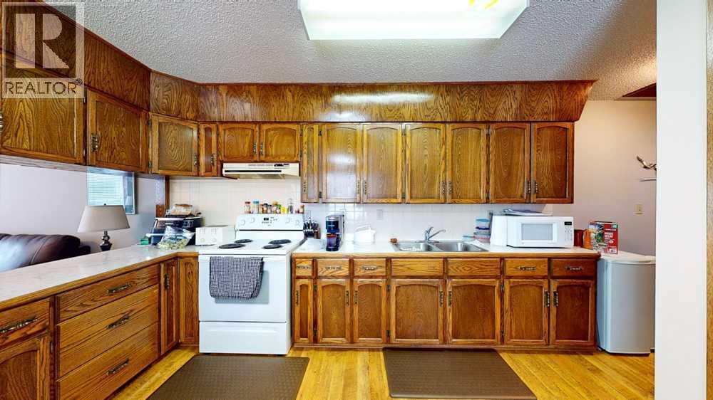 1145 & 1147 Yuill Street Se Property Photo 28