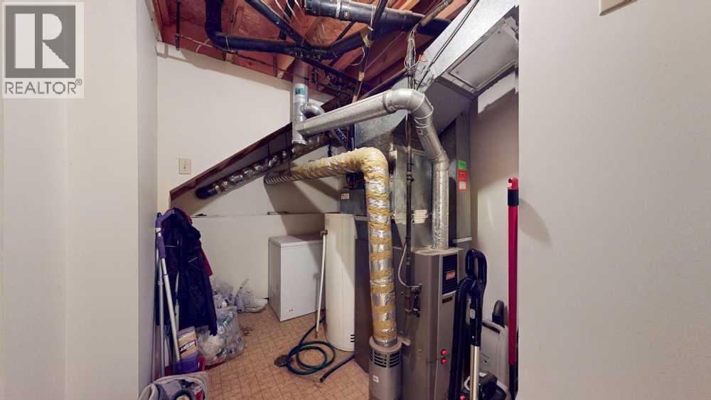 1145 & 1147 Yuill Street Se Property Photo 44