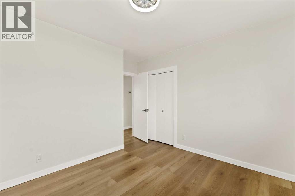 2711 Dunmore Road Se Property Photo 20
