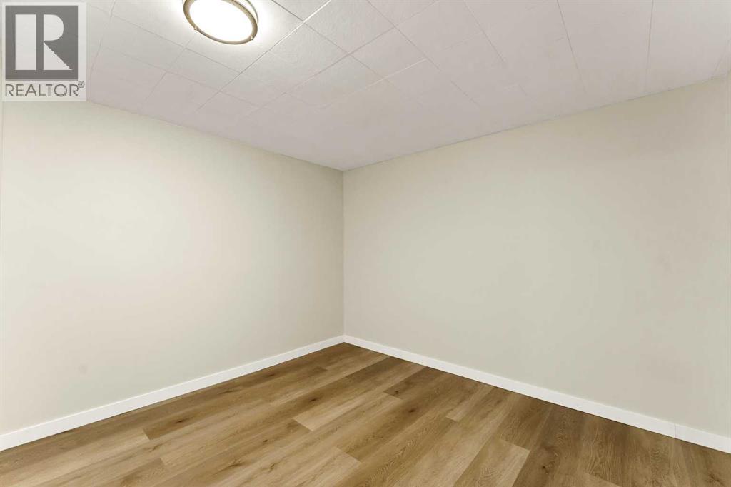 2711 Dunmore Road Se Property Photo 29