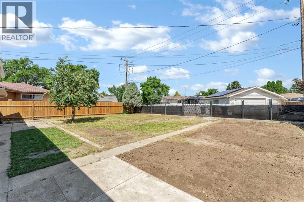 2711 Dunmore Road Se Property Photo 39