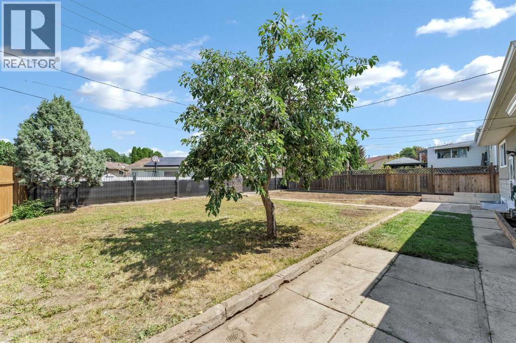 2711 Dunmore Road Se Property Photo 40