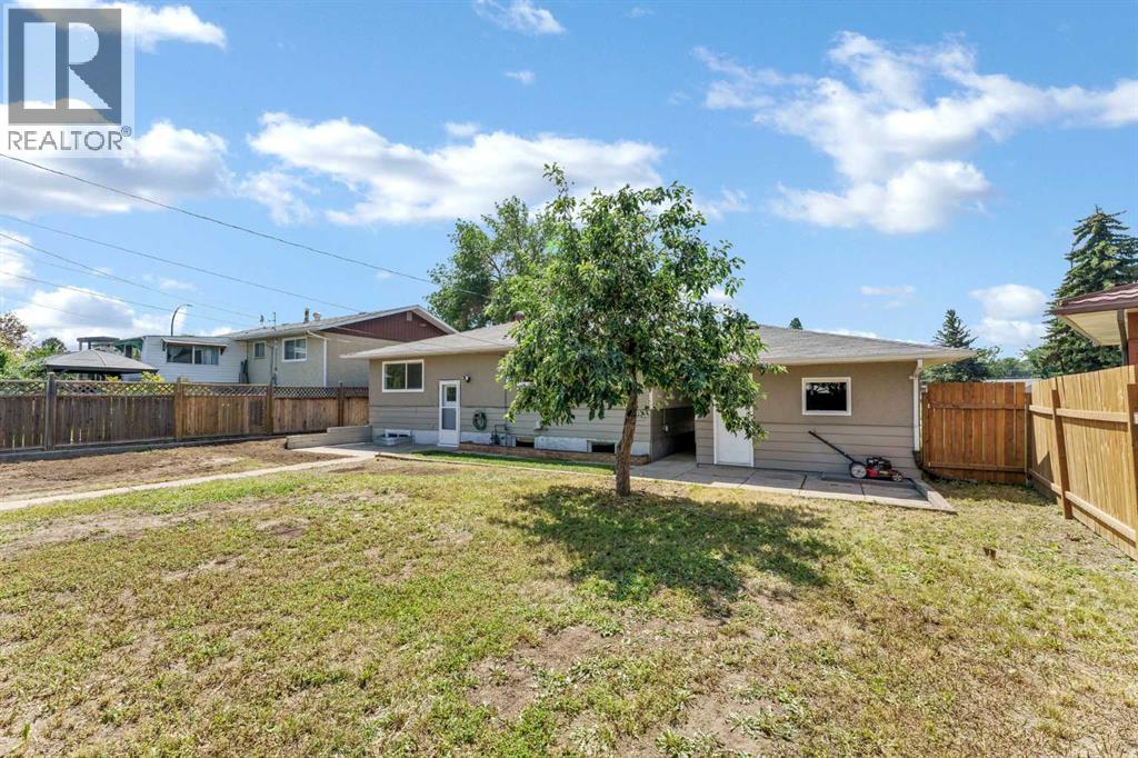 2711 Dunmore Road Se Property Photo 41