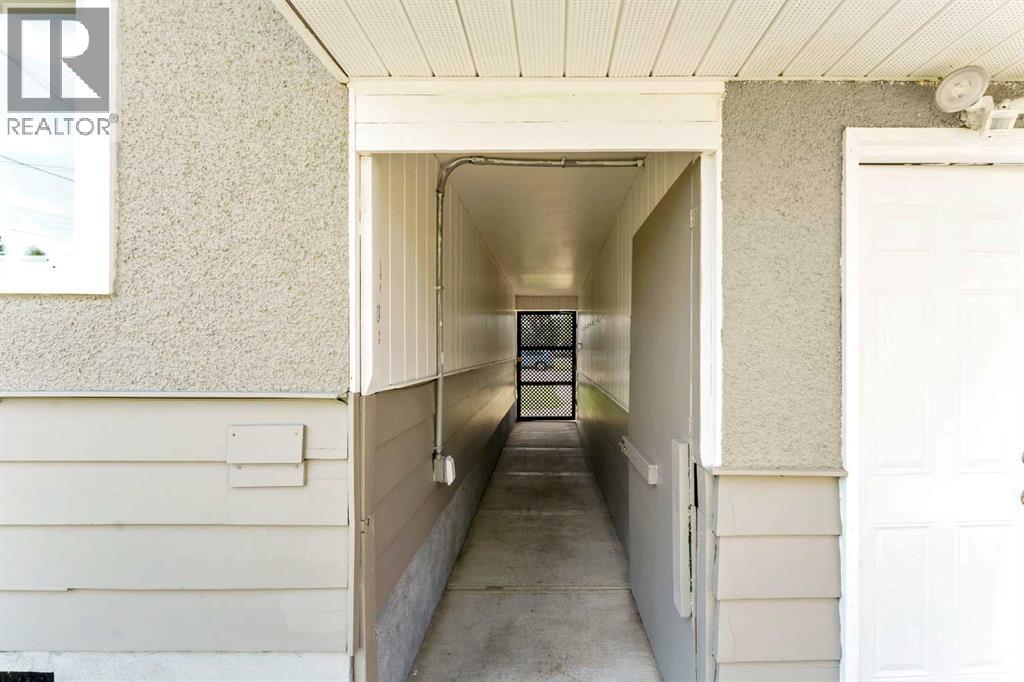 2711 Dunmore Road Se Property Photo 45