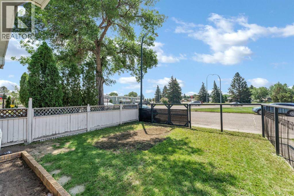 2711 Dunmore Road Se Property Photo 46