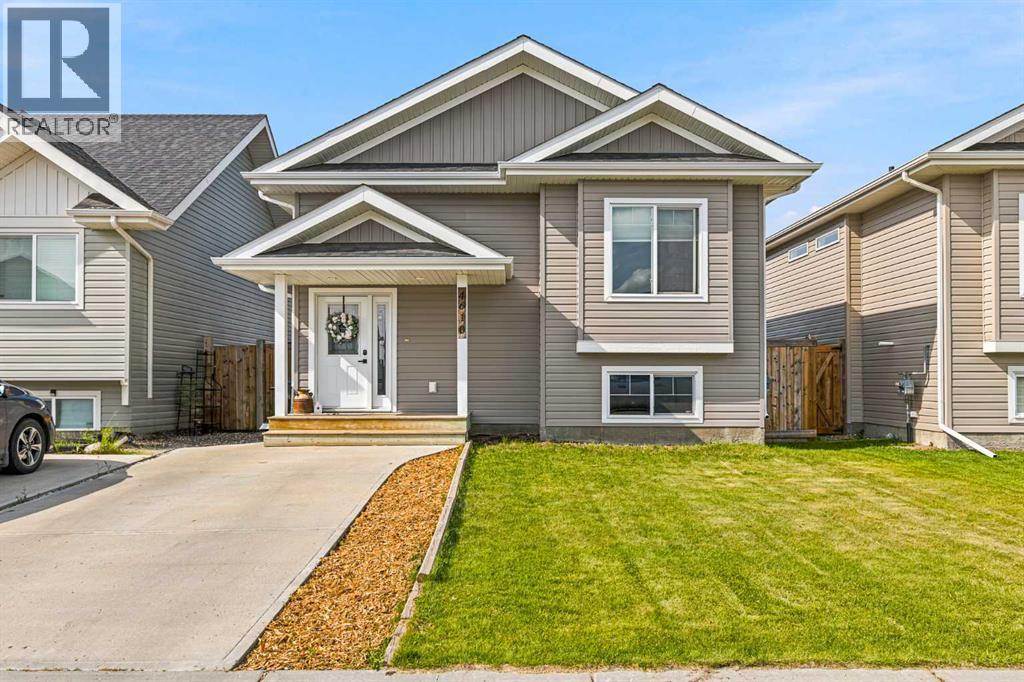 4610 16 Street Property Photo 1