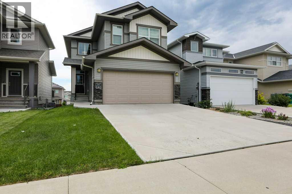 567 Moonlight Lane W Property Photo 2