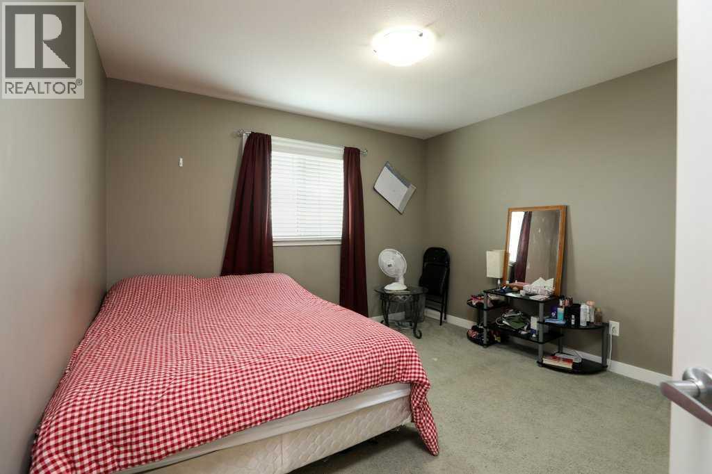 567 Moonlight Lane W Property Photo 15