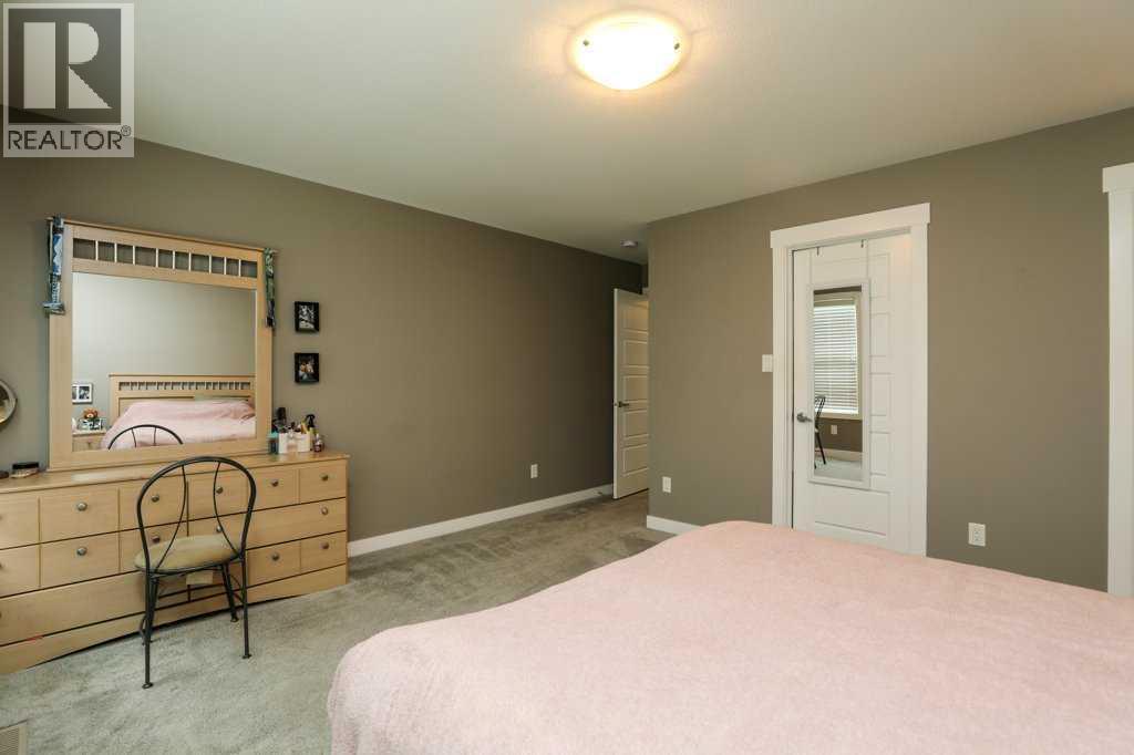 567 Moonlight Lane W Property Photo 20