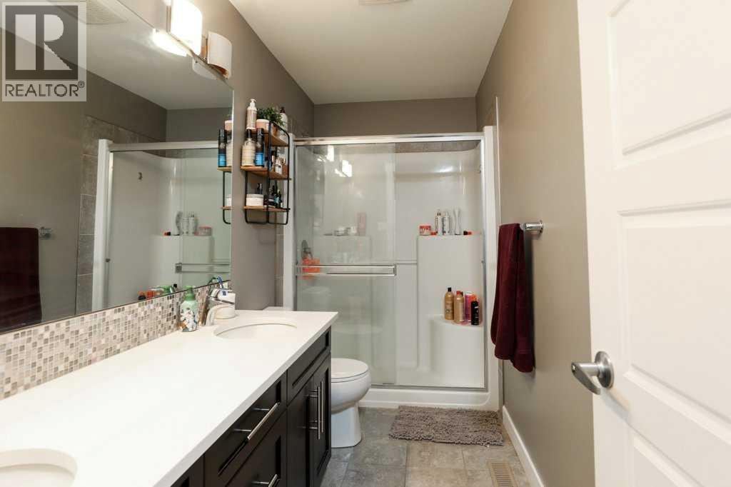 567 Moonlight Lane W Property Photo 21