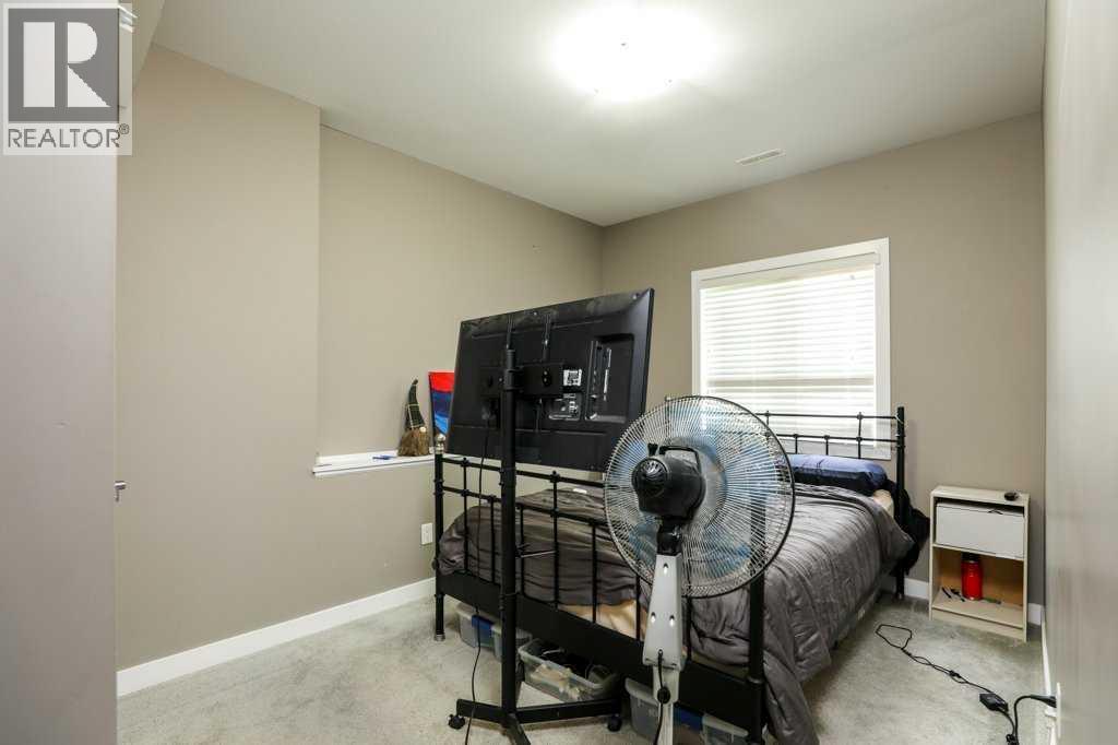567 Moonlight Lane W Property Photo 23
