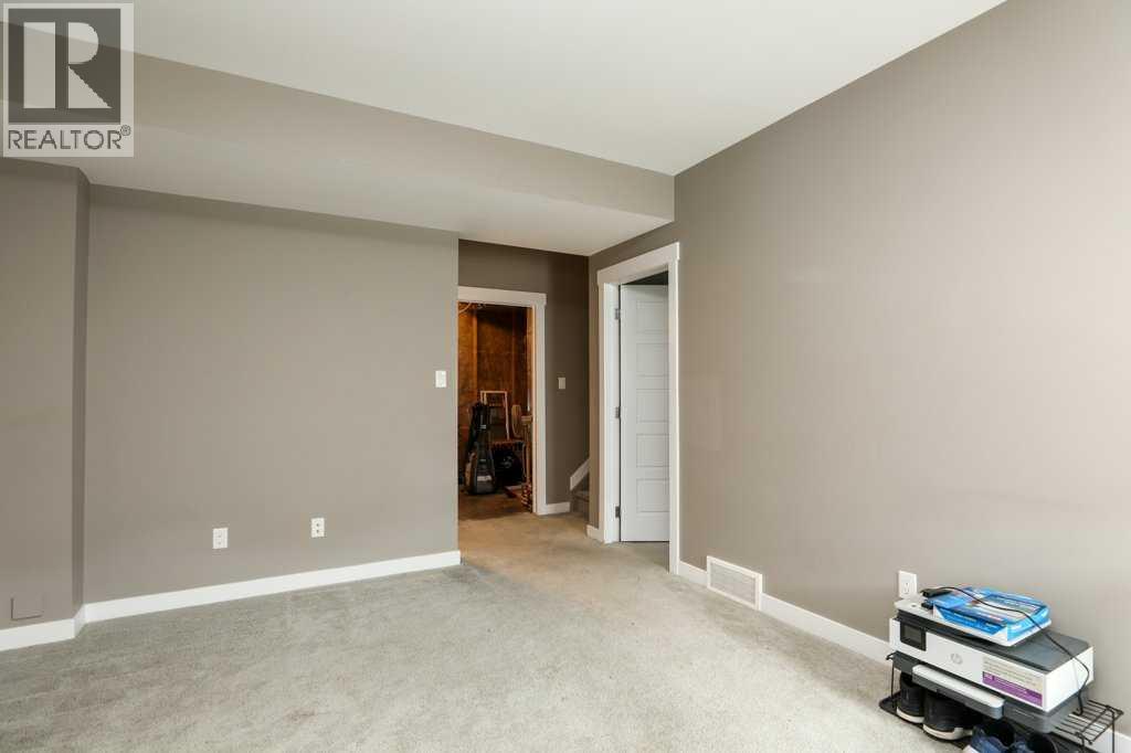 567 Moonlight Lane W Property Photo 24
