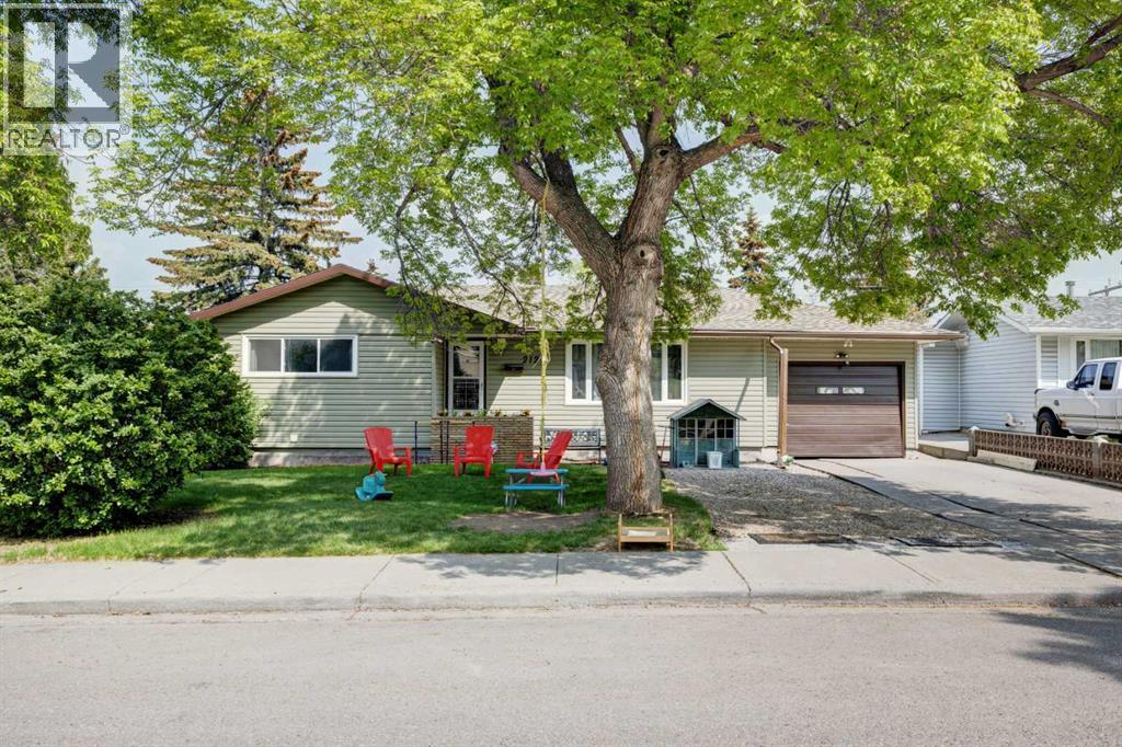 212 Hendon Drive Nw Photo de la propriété 1