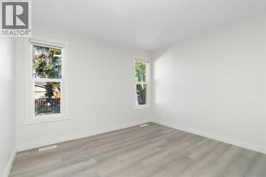3504 33 Street Se Property Photo 15