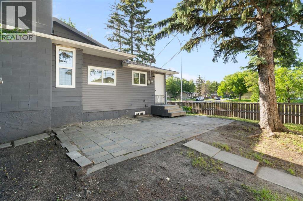 3504 33 Street Se Property Photo 42