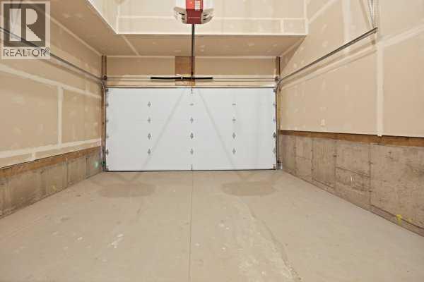 82 Heritage Circle Property Photo 8