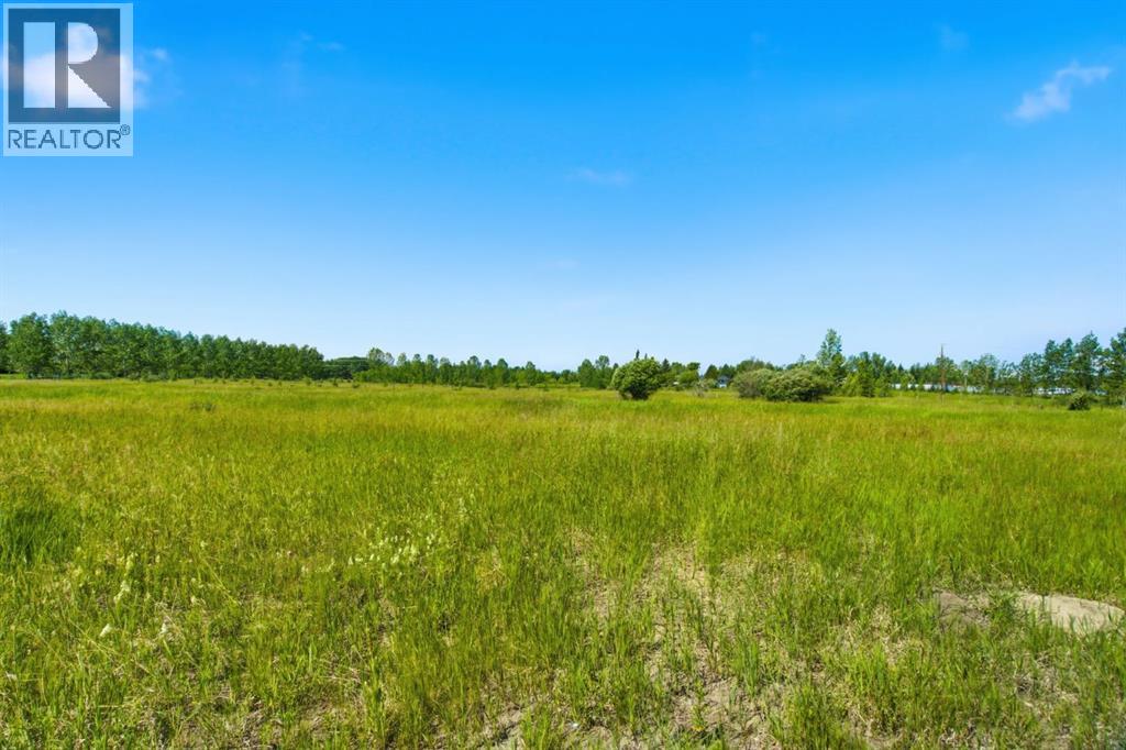 112055 2253 Drive E Property Photo 6