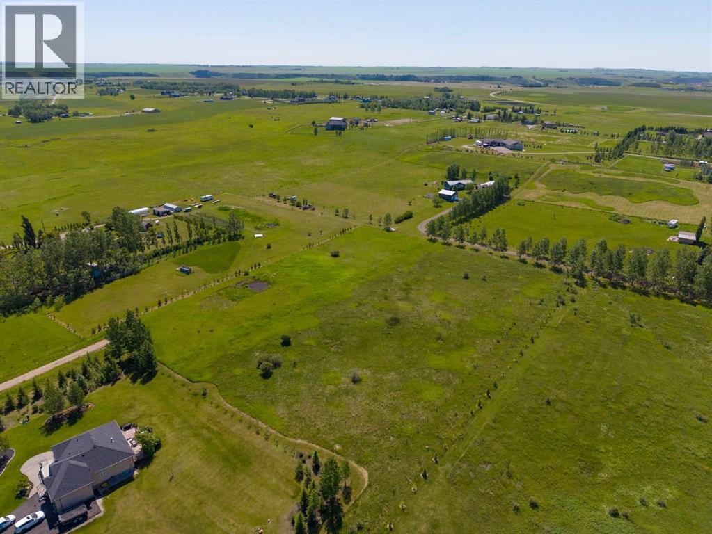 112055 2253 Drive E Property Photo 13