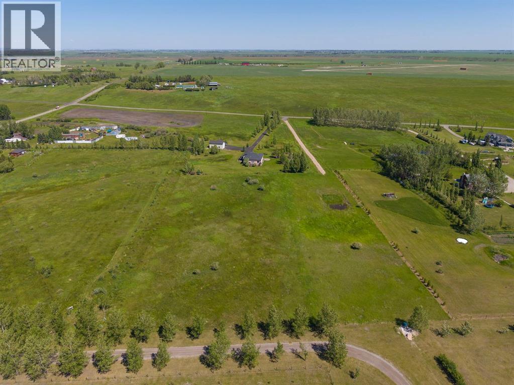 112055 2253 Drive E Property Photo 18
