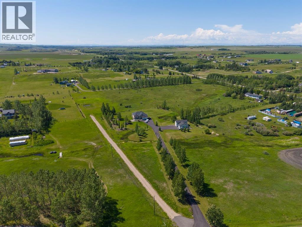 112055 2253 Drive E Property Photo 23