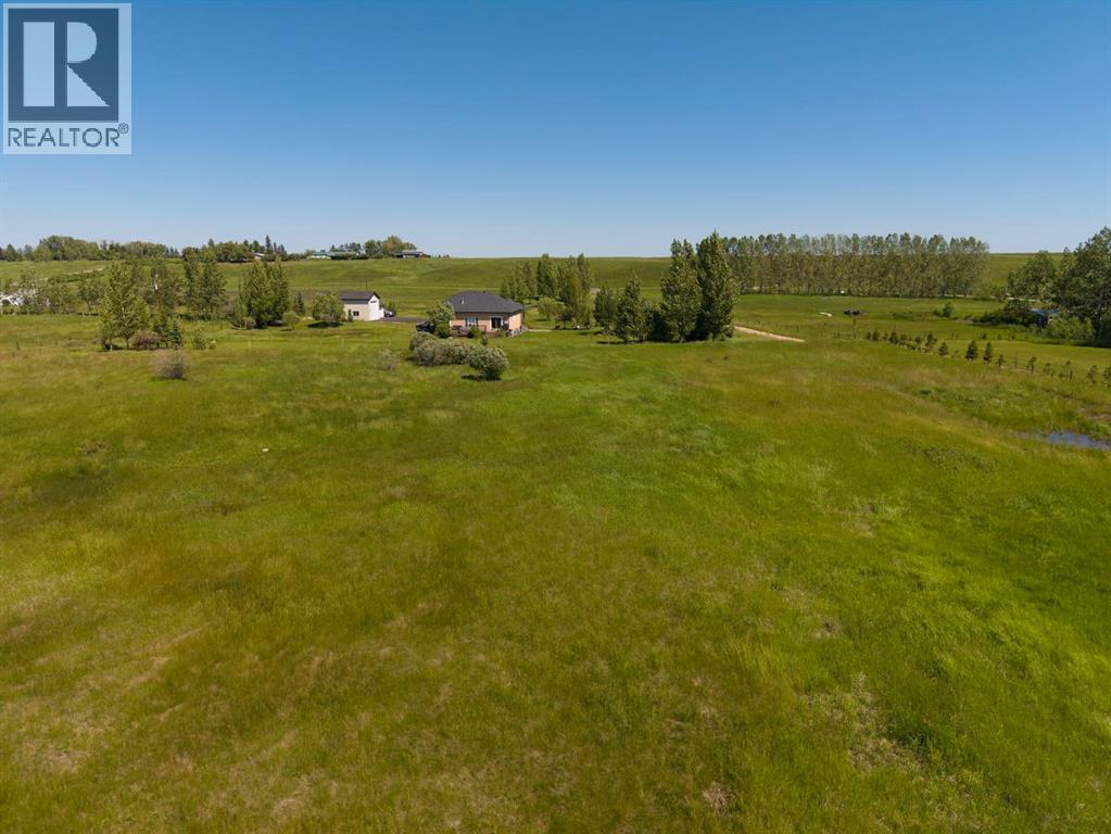 112055 2253 Drive E Property Photo 35