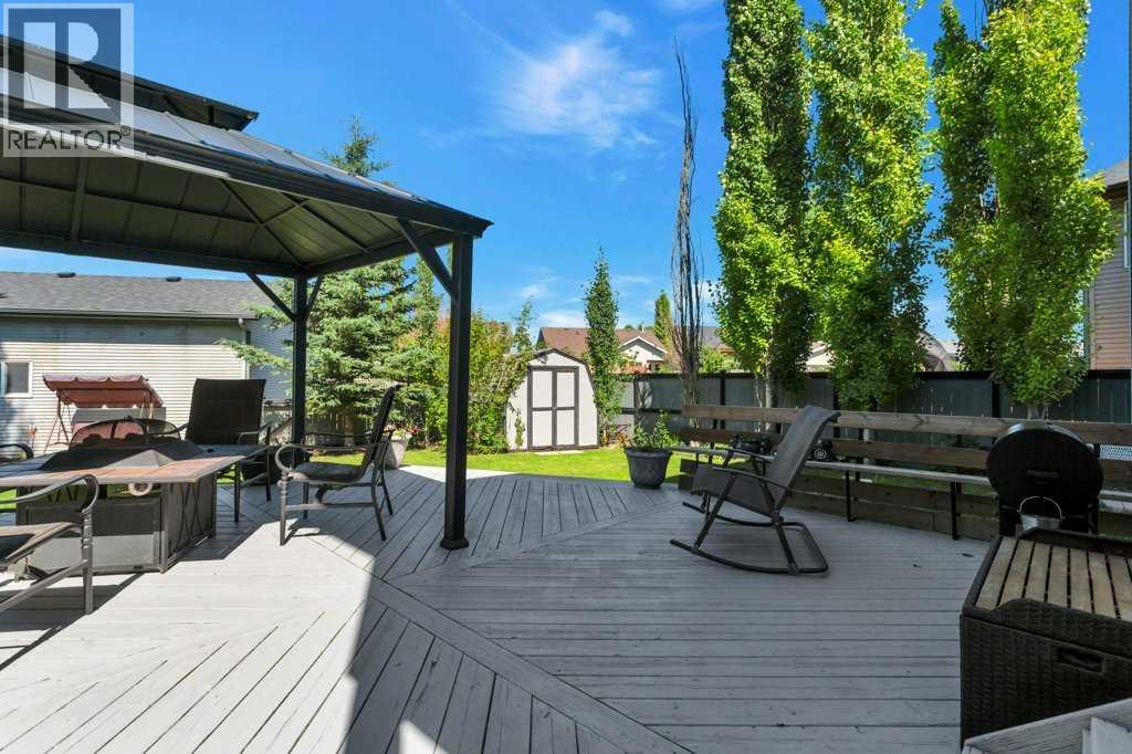 19 Lougheed Close Property Photo 35