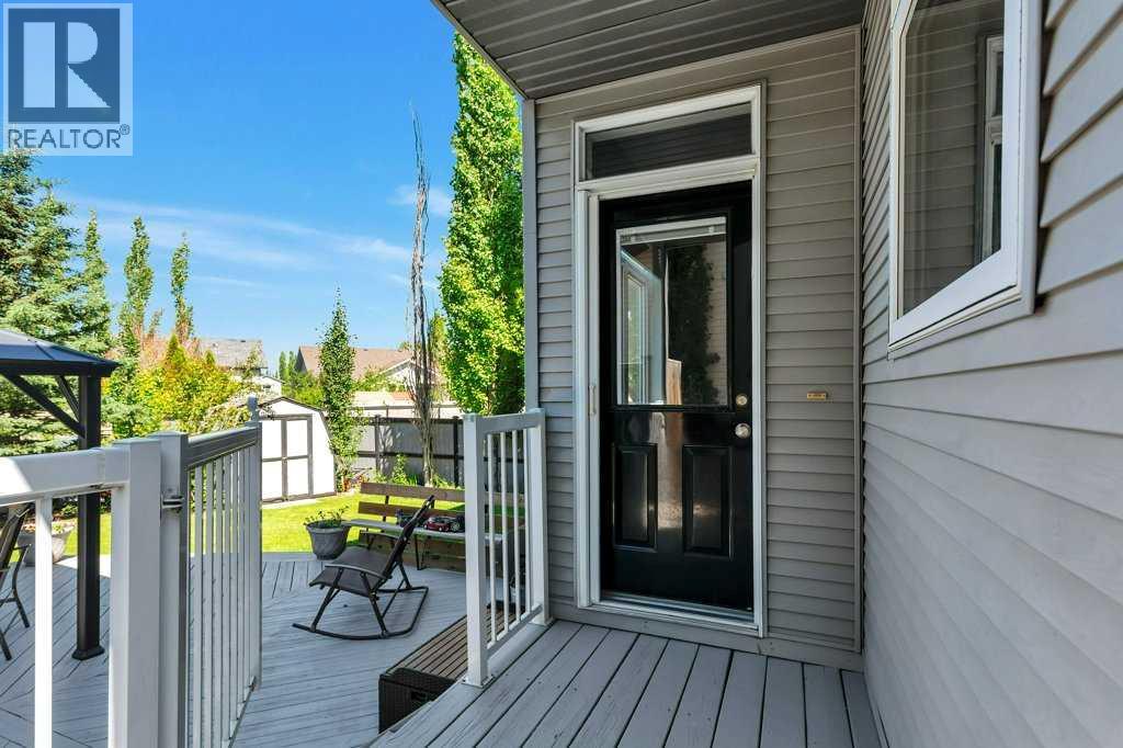 19 Lougheed Close Property Photo 36