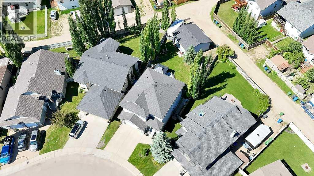 19 Lougheed Close Property Photo 43
