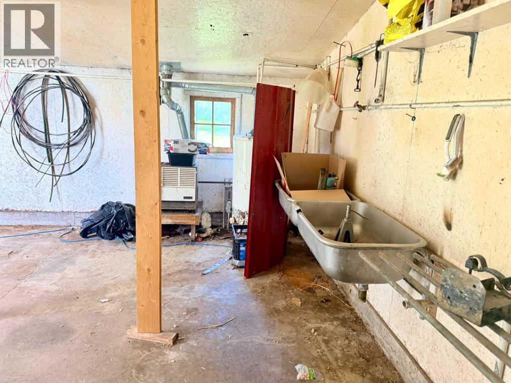 40108 Range Road 35 Property Photo 37