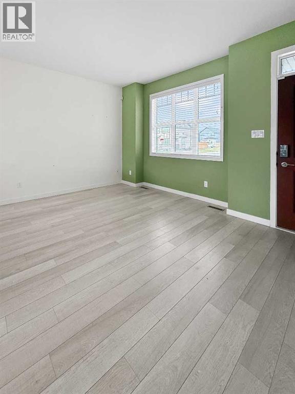 354 Mildred Dobbs Boulevard N Property Photo 5
