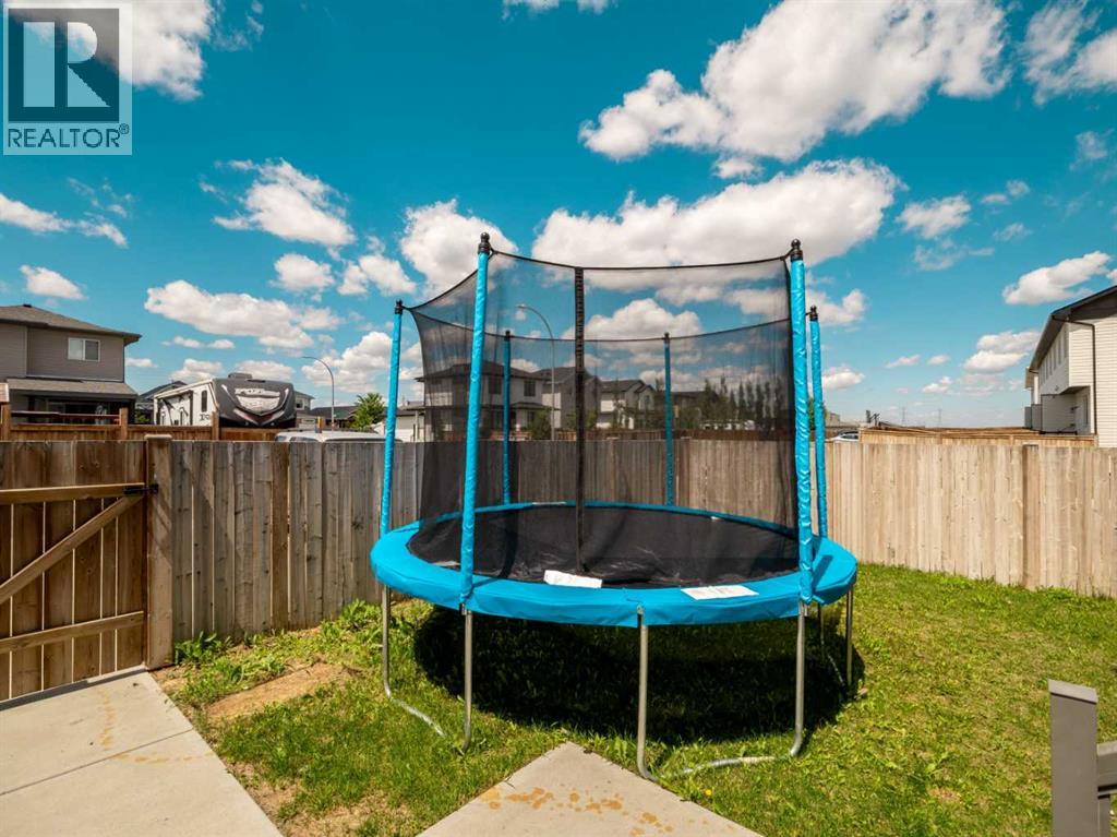 354 Mildred Dobbs Boulevard N Property Photo 20