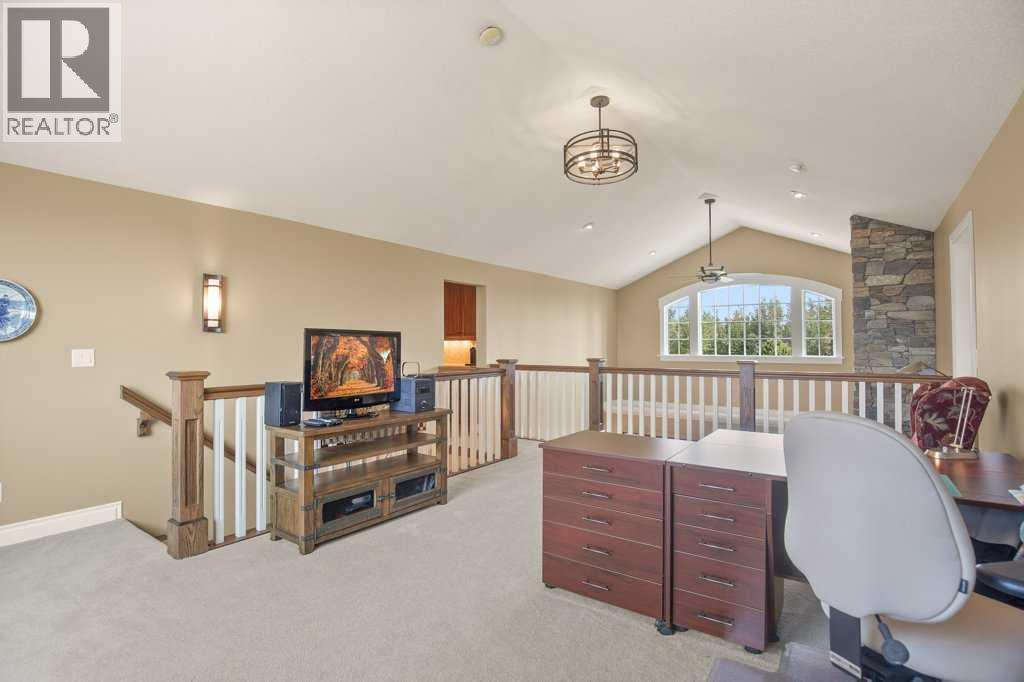 539 Summer Crescent Property Photo 28