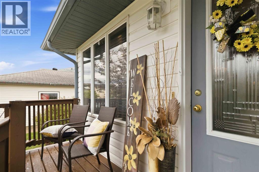 249 Fox Crescent Property Photo 6