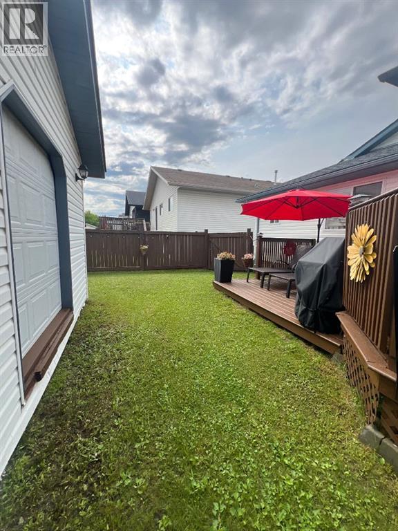 249 Fox Crescent Property Photo 46