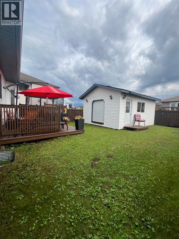 249 Fox Crescent Property Photo 48