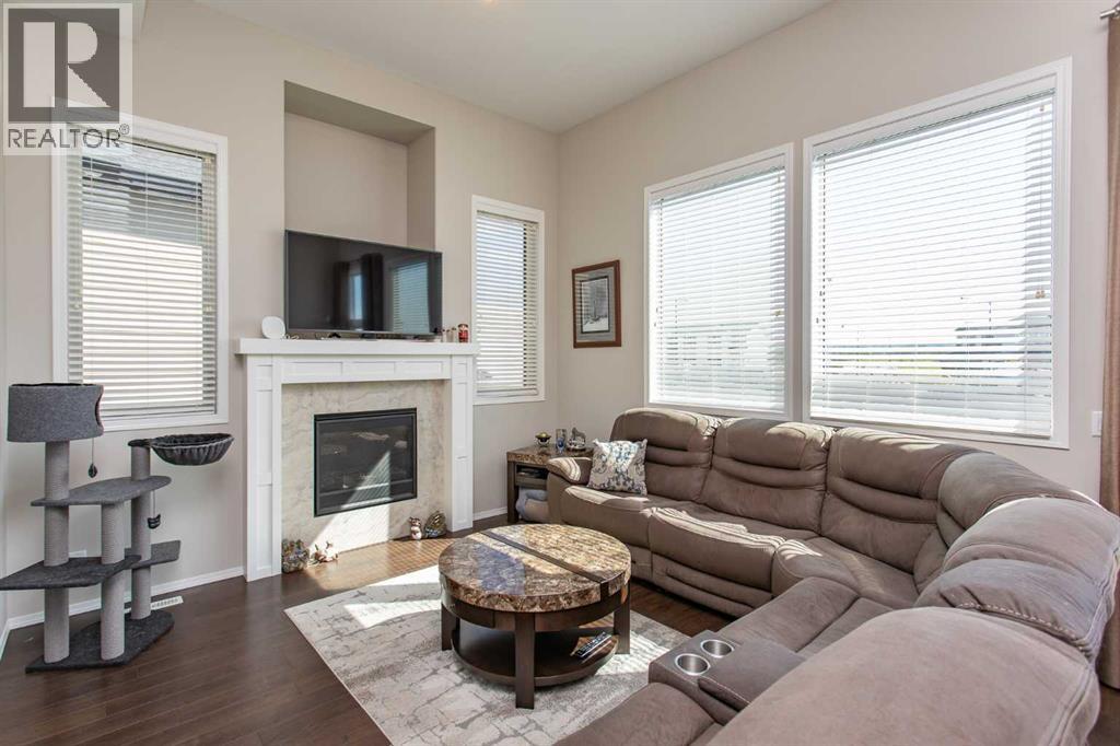 339 Viscount Drive Property Photo 2