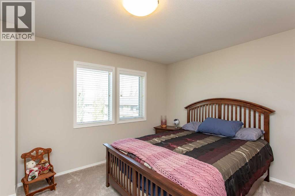 339 Viscount Drive Property Photo 16
