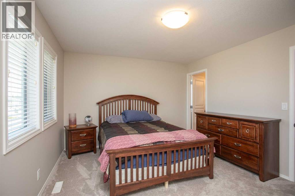 339 Viscount Drive Property Photo 17