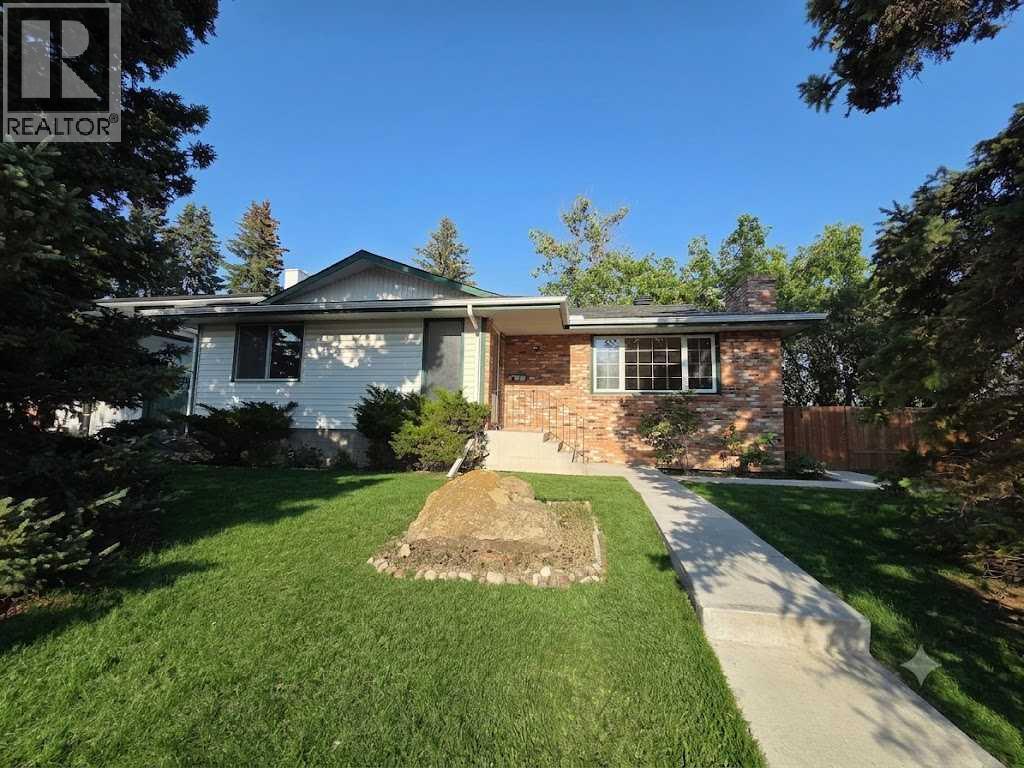 5936 Dalmead Crescent Nw Photo de la propriété 1