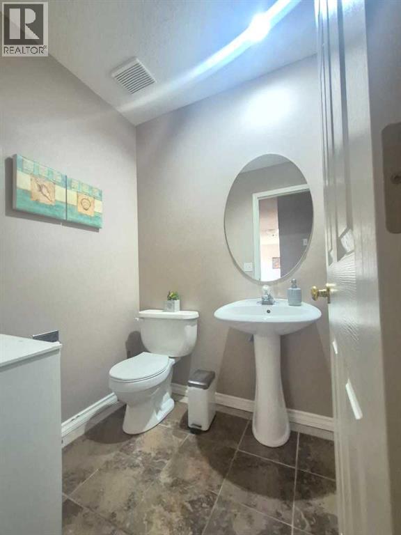 127 Hampstead Circle Nw Property Photo 8
