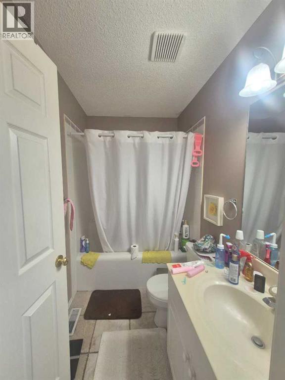 127 Hampstead Circle Nw Property Photo 17