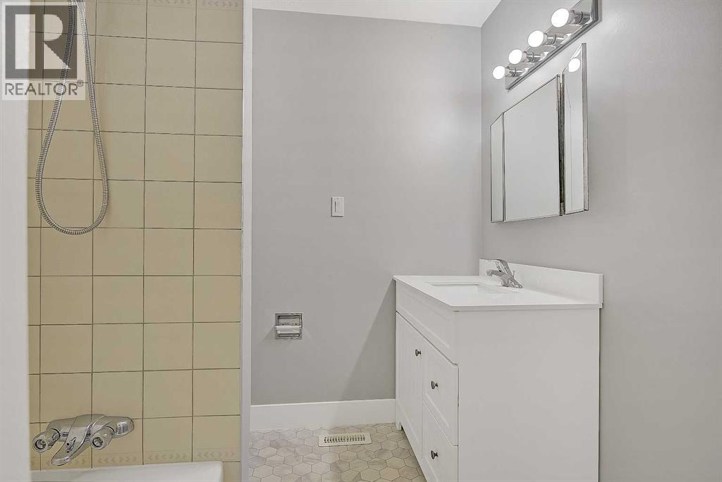 9343 112a Avenue Property Photo 10