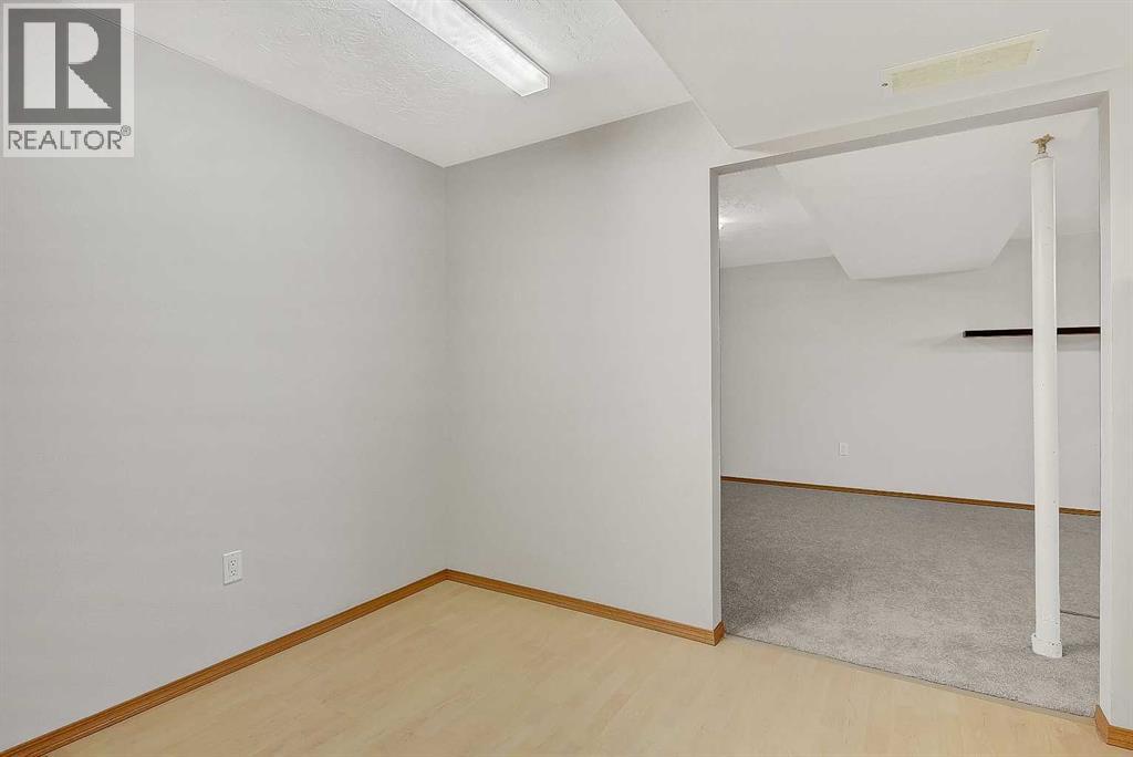 9343 112a Avenue Property Photo 22