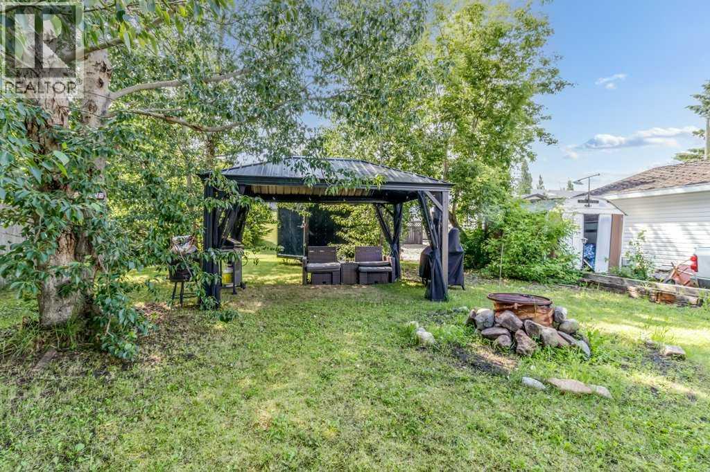 1836 21 Avenue Property Photo 9
