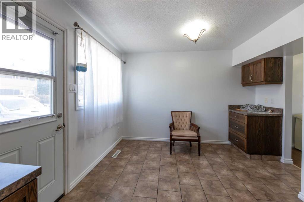 126 Hardisty Avenue Property Photo 4