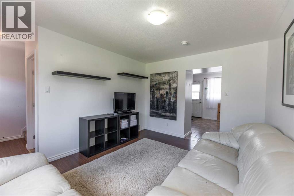 126 Hardisty Avenue Property Photo 7