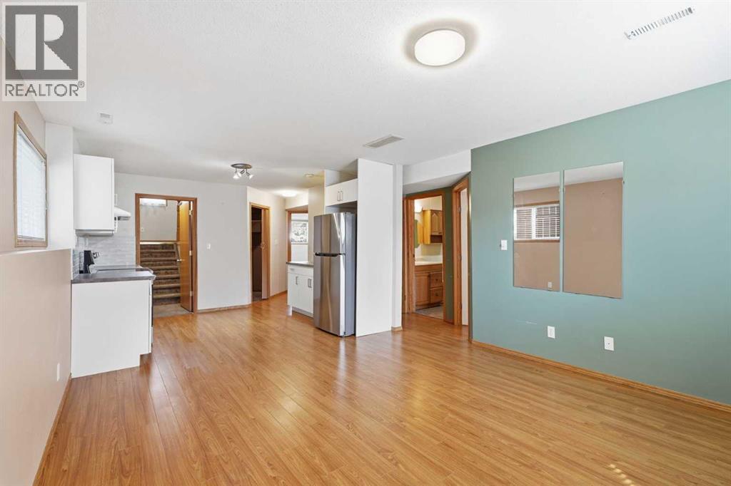 22 Lanterman Close Property Photo 21