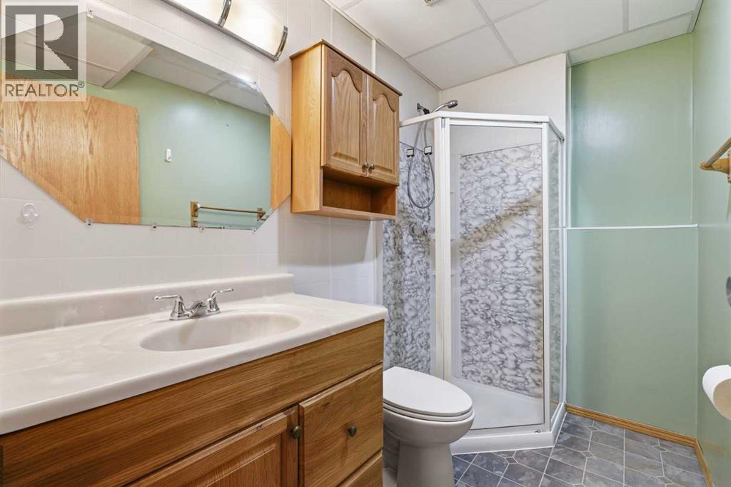 22 Lanterman Close Property Photo 27