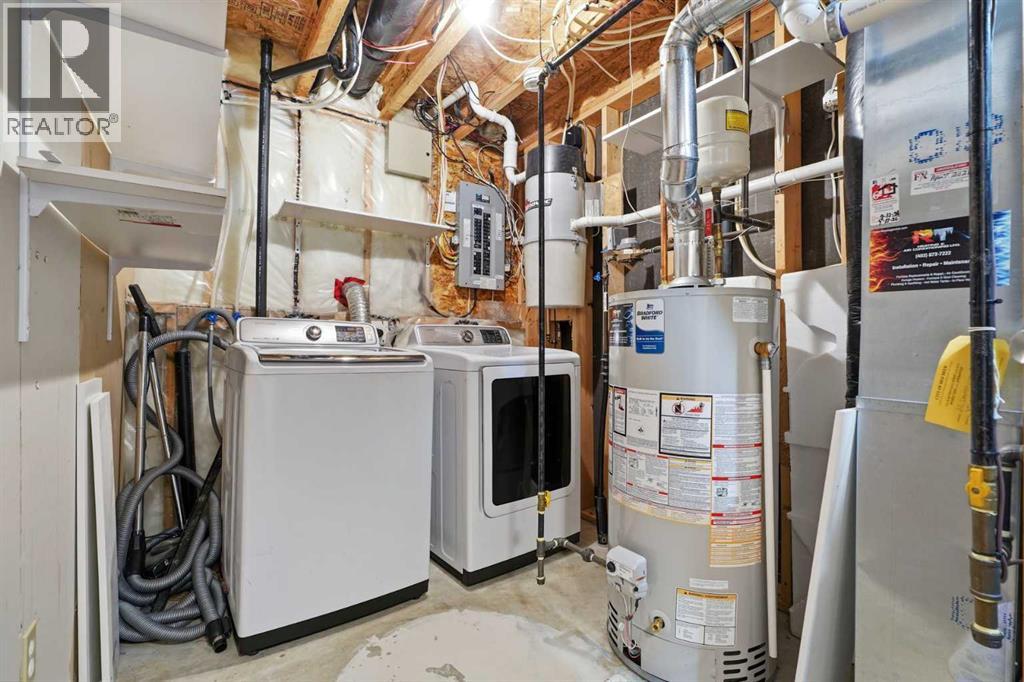 22 Lanterman Close Property Photo 28